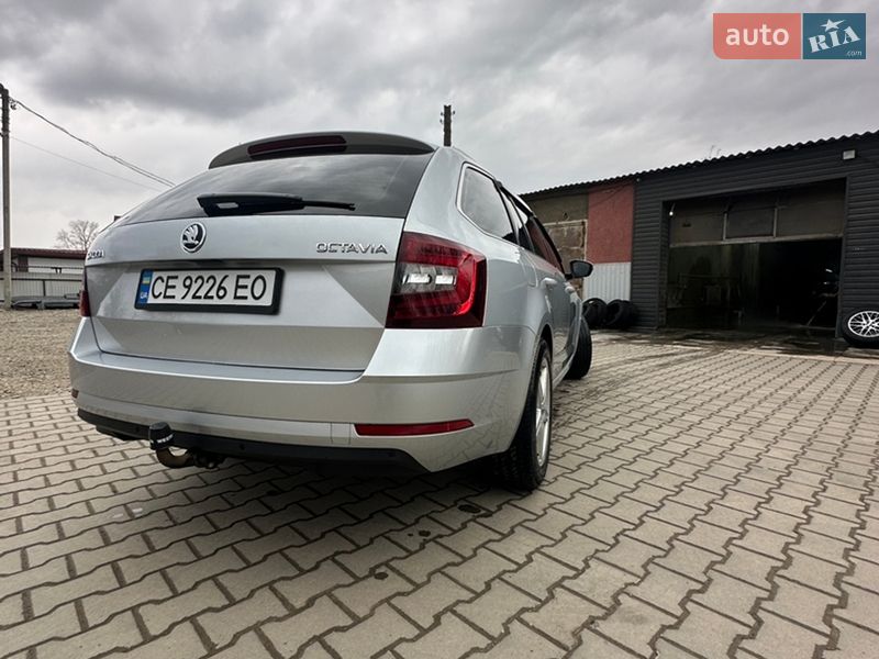 Універсал Skoda Octavia 2018 в Чернівцях
