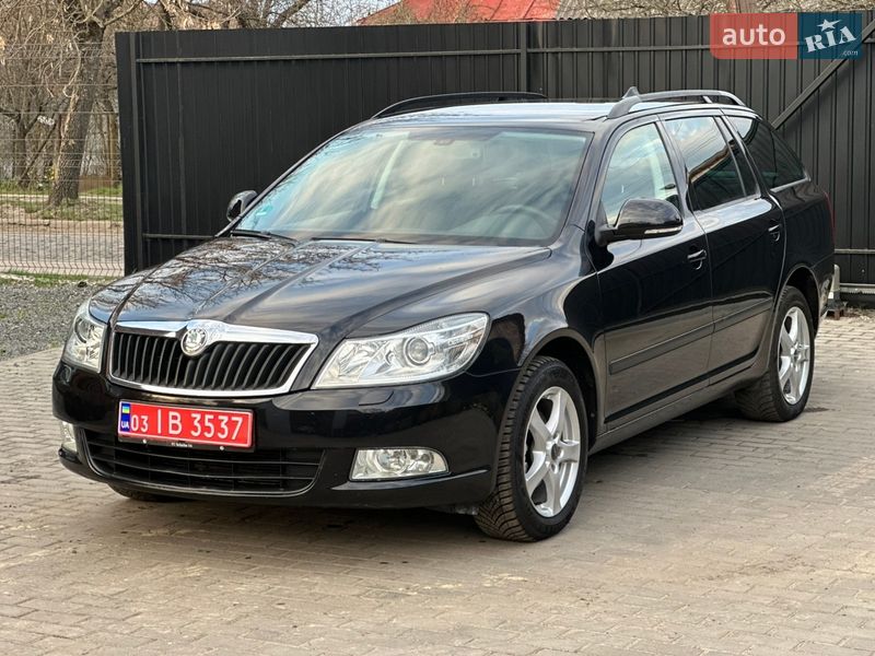 Універсал Skoda Octavia 2012 в Сарнах