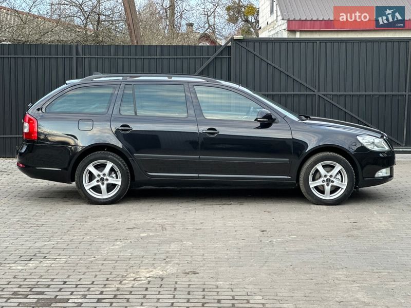 Універсал Skoda Octavia 2012 в Сарнах