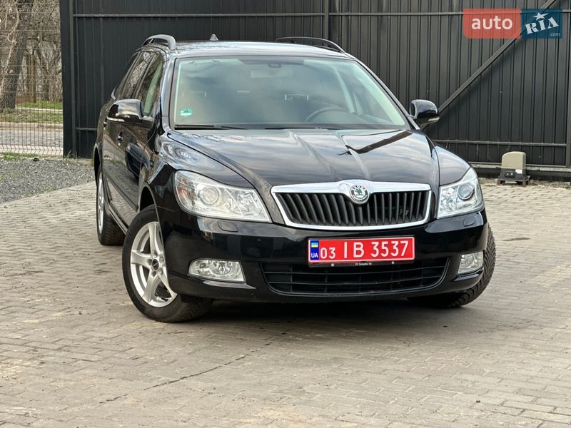 Універсал Skoda Octavia 2012 в Сарнах