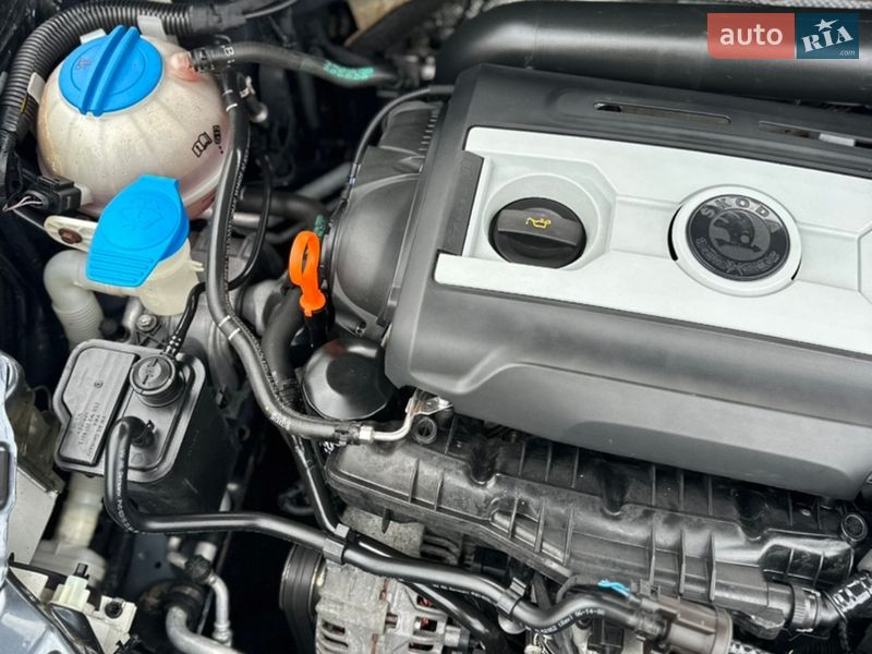 Універсал Skoda Octavia 2008 в Запоріжжі