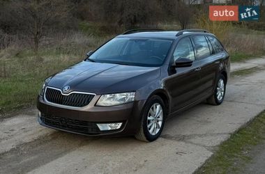 Универсал Skoda Octavia 2016 в Фастове