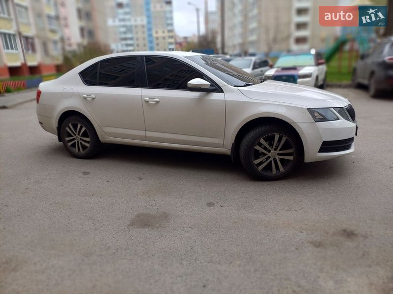 Ліфтбек Skoda Octavia 2018 в Чернігові