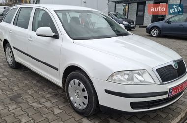 Універсал Skoda Octavia 2012 в Чернігові