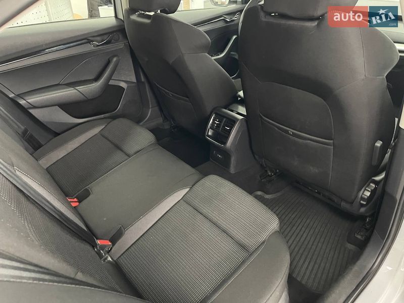 Лифтбек Skoda Octavia 2020 в Киеве фото 34 Лифтбек Skoda Octavia 2020 в Киеве