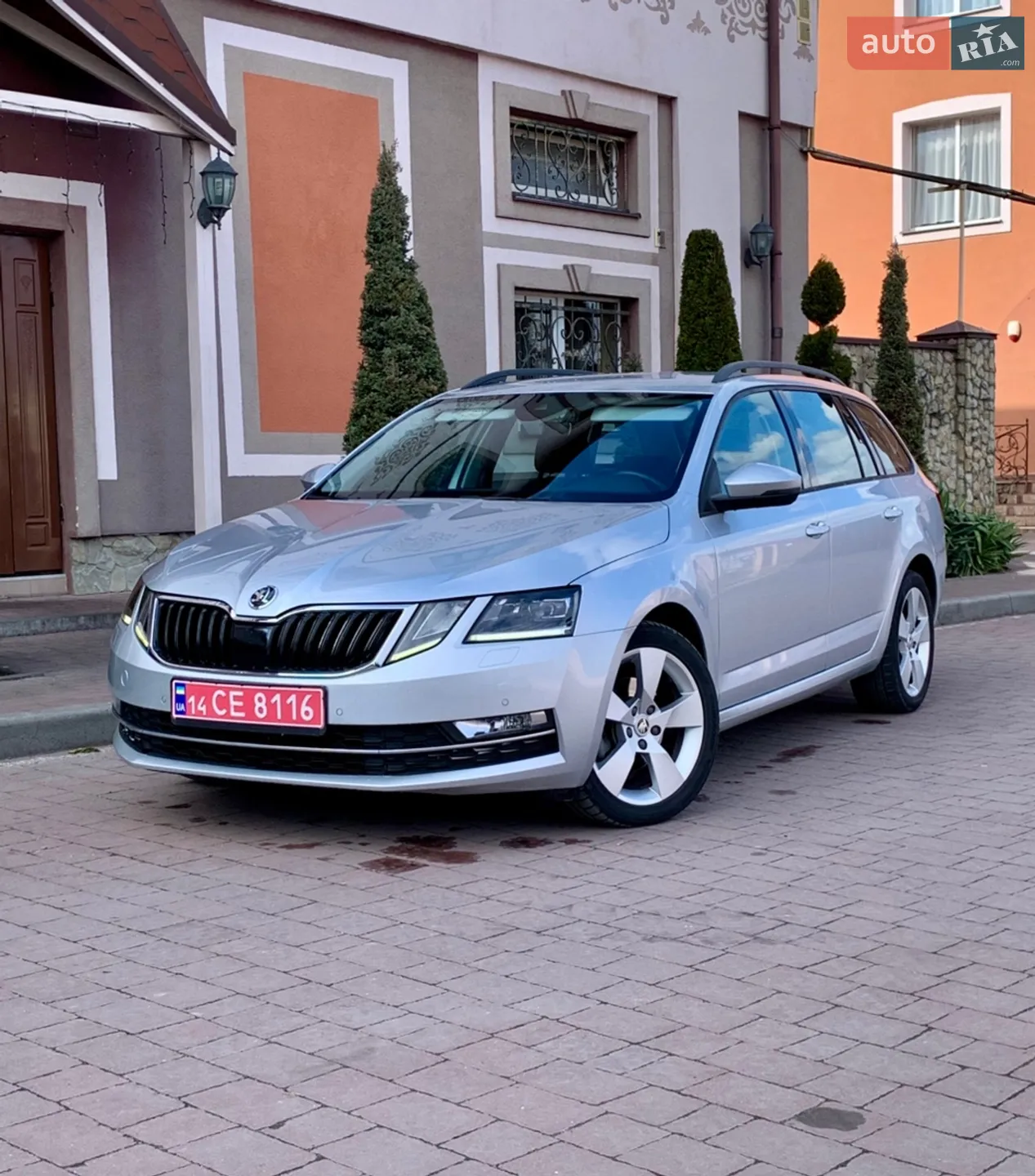 2017 Skoda Octavia - фото 1