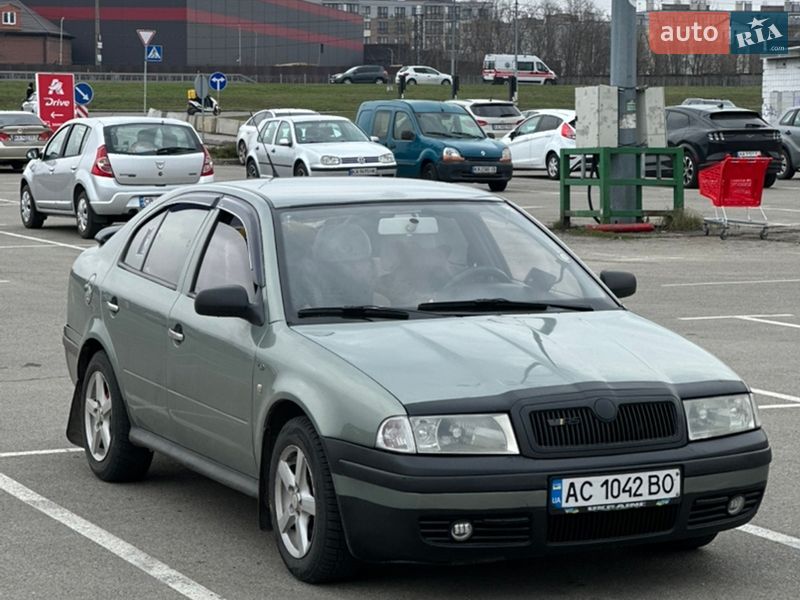 Лифтбек Skoda Octavia 2004 в Киеве
