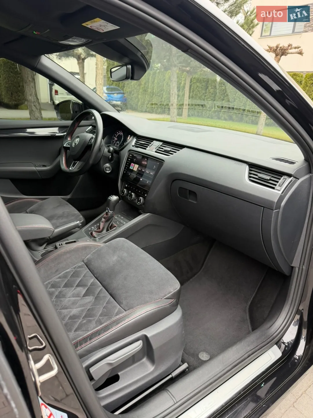 2017 Skoda Octavia - мініатюра 12