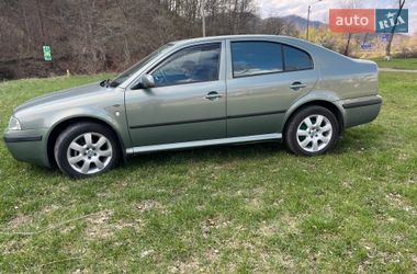 Ліфтбек Skoda Octavia 2003 в Вижниці