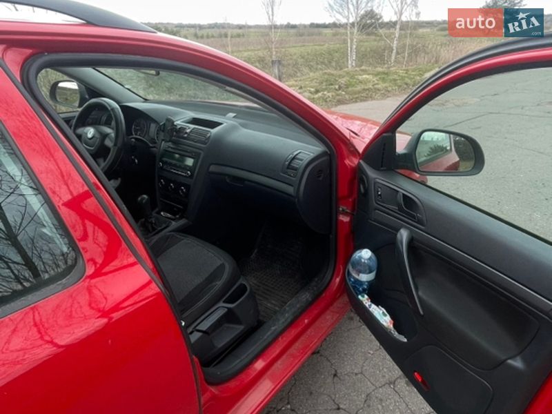 Універсал Skoda Octavia 2012 в Вараші