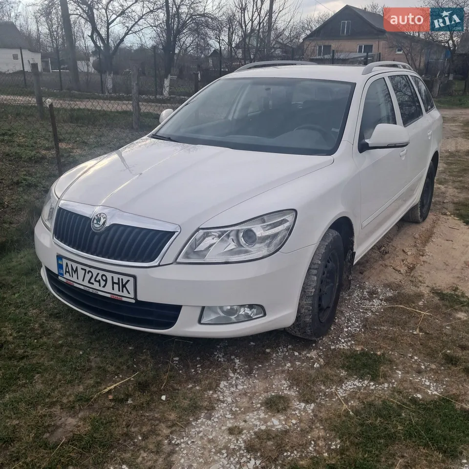2010 Skoda Octavia - мініатюра 25