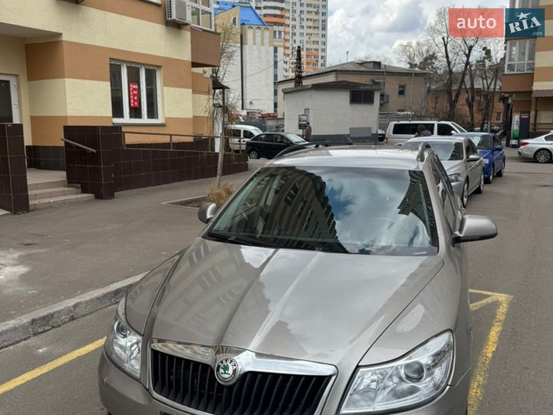 Універсал Skoda Octavia 2010 в Києві