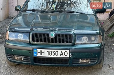 Ліфтбек Skoda Octavia 2000 в Одесі
