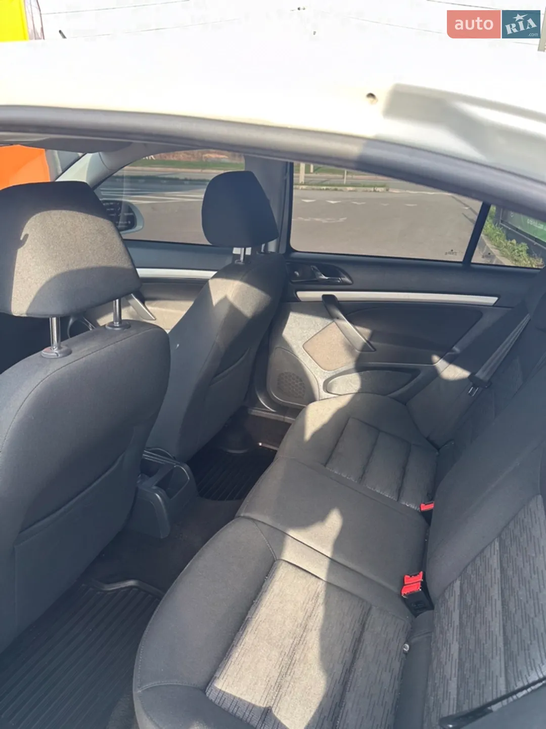 2012 Skoda Octavia - мініатюра 39
