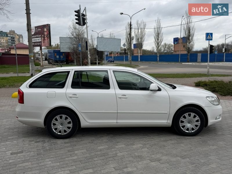 Ліфтбек Skoda Octavia 2012 в Кам'янському