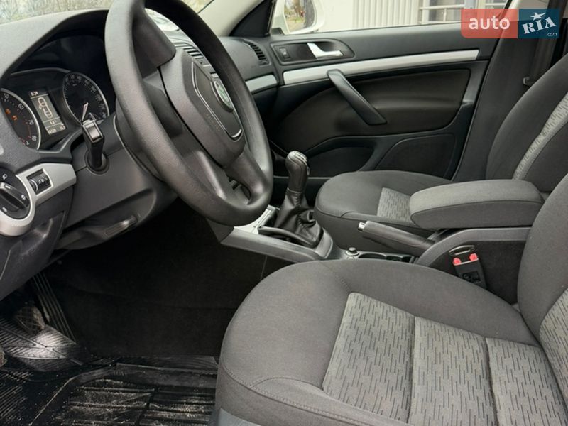 Ліфтбек Skoda Octavia 2012 в Кам'янському