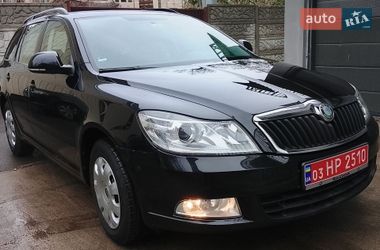 Універсал Skoda Octavia 2009 в Одесі