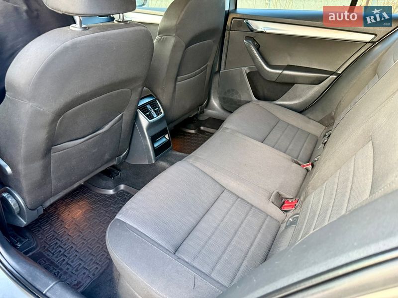 Универсал Skoda Octavia 2014 в Кропивницком фото 28 Универсал Skoda Octavia 2014 в Кропивницком