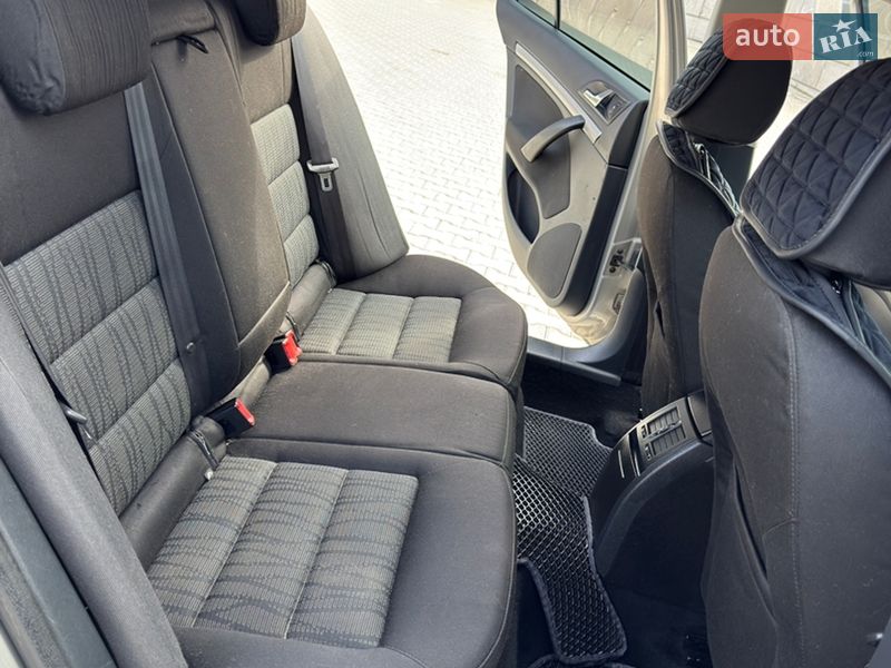 Лифтбек Skoda Octavia 2011 в Тернополе