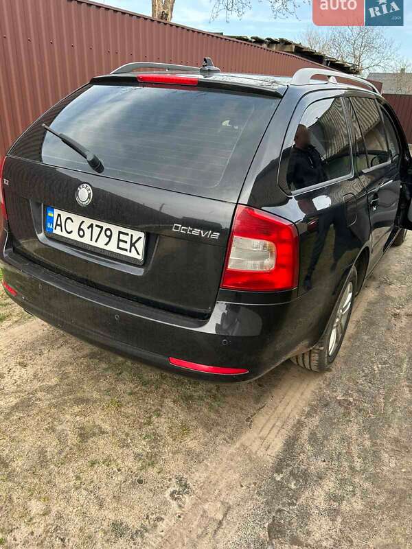 Универсал Skoda Octavia 2010 в Луцке