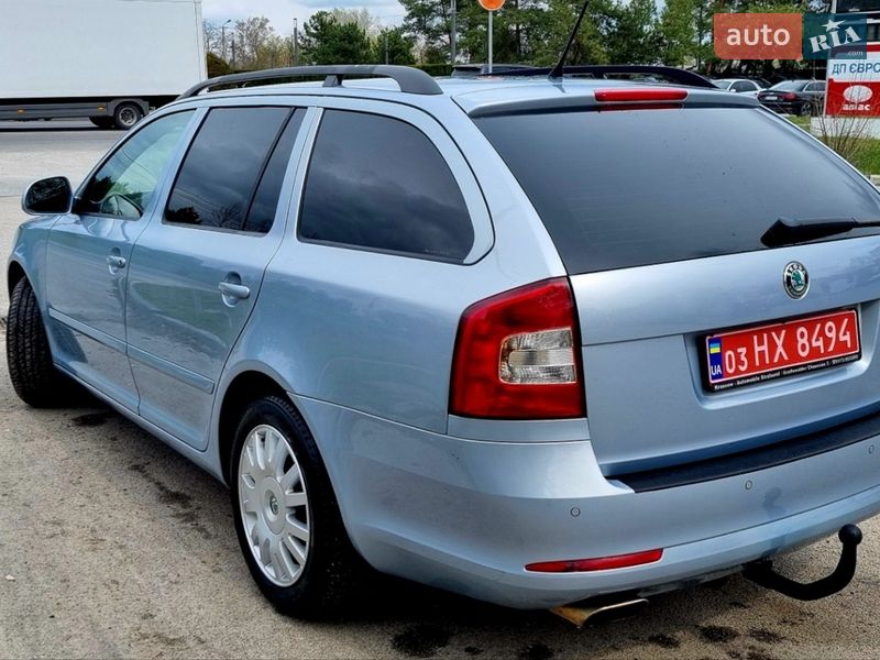 Універсал Skoda Octavia 2009 в Дніпрі
