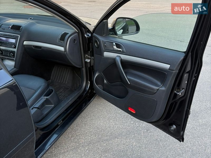 Универсал Skoda Octavia 2010 в Киеве