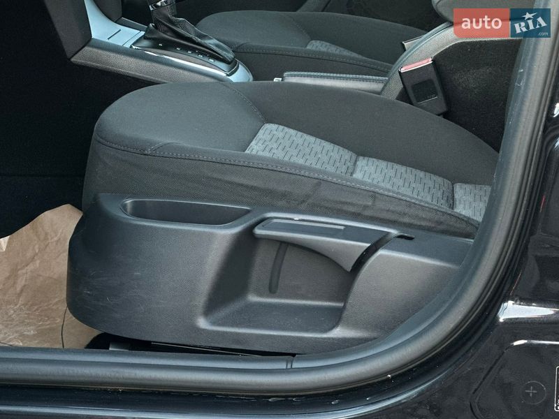 Универсал Skoda Octavia 2009 в Самборе фото 52 Универсал Skoda Octavia 2009 в Самборе