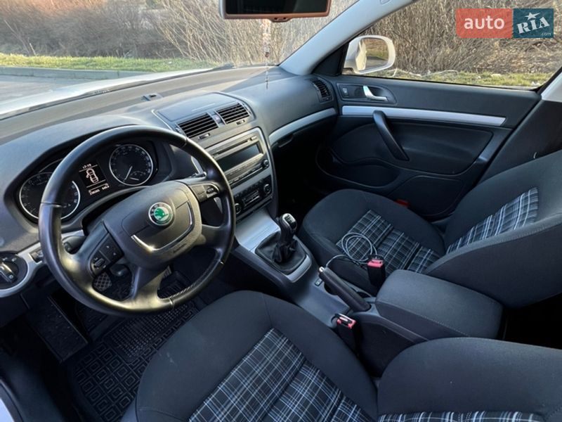 Універсал Skoda Octavia 2012 в Львові
