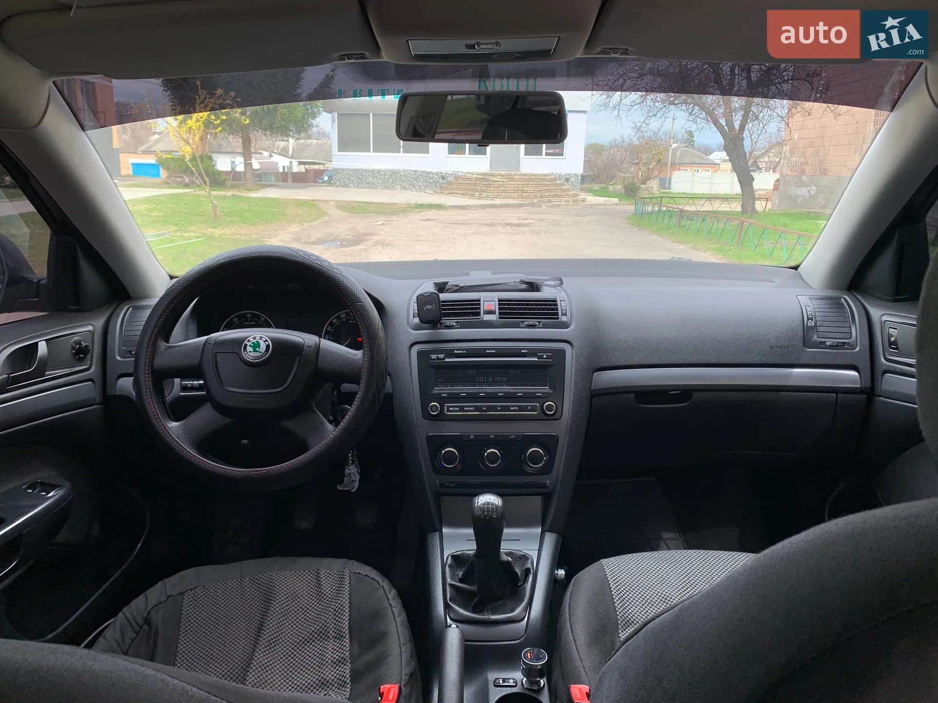 2011 Skoda Octavia - мініатюра 7