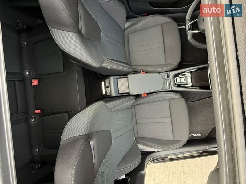 Универсал Skoda Octavia 2021 в Луцке