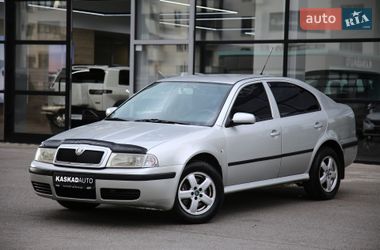 Лифтбек Skoda Octavia 2003 в Харькове