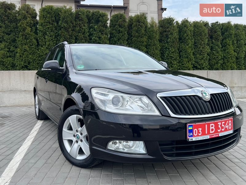 Универсал Skoda Octavia 2012 в Ровно