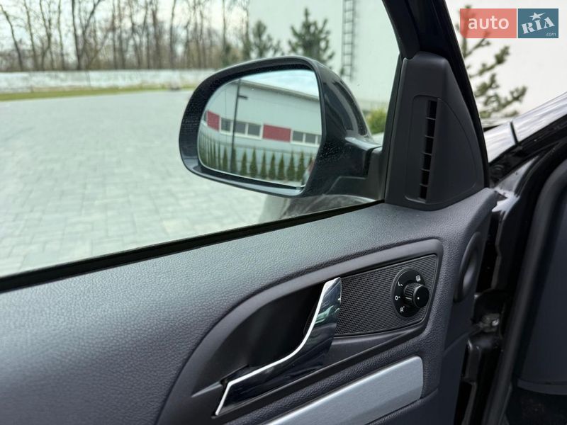 Универсал Skoda Octavia 2011 в Луцке фото 33 Универсал Skoda Octavia 2011 в Луцке