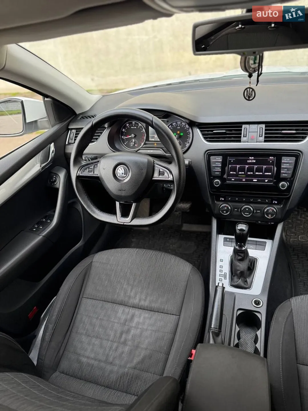 2016 Skoda Octavia - мініатюра 15