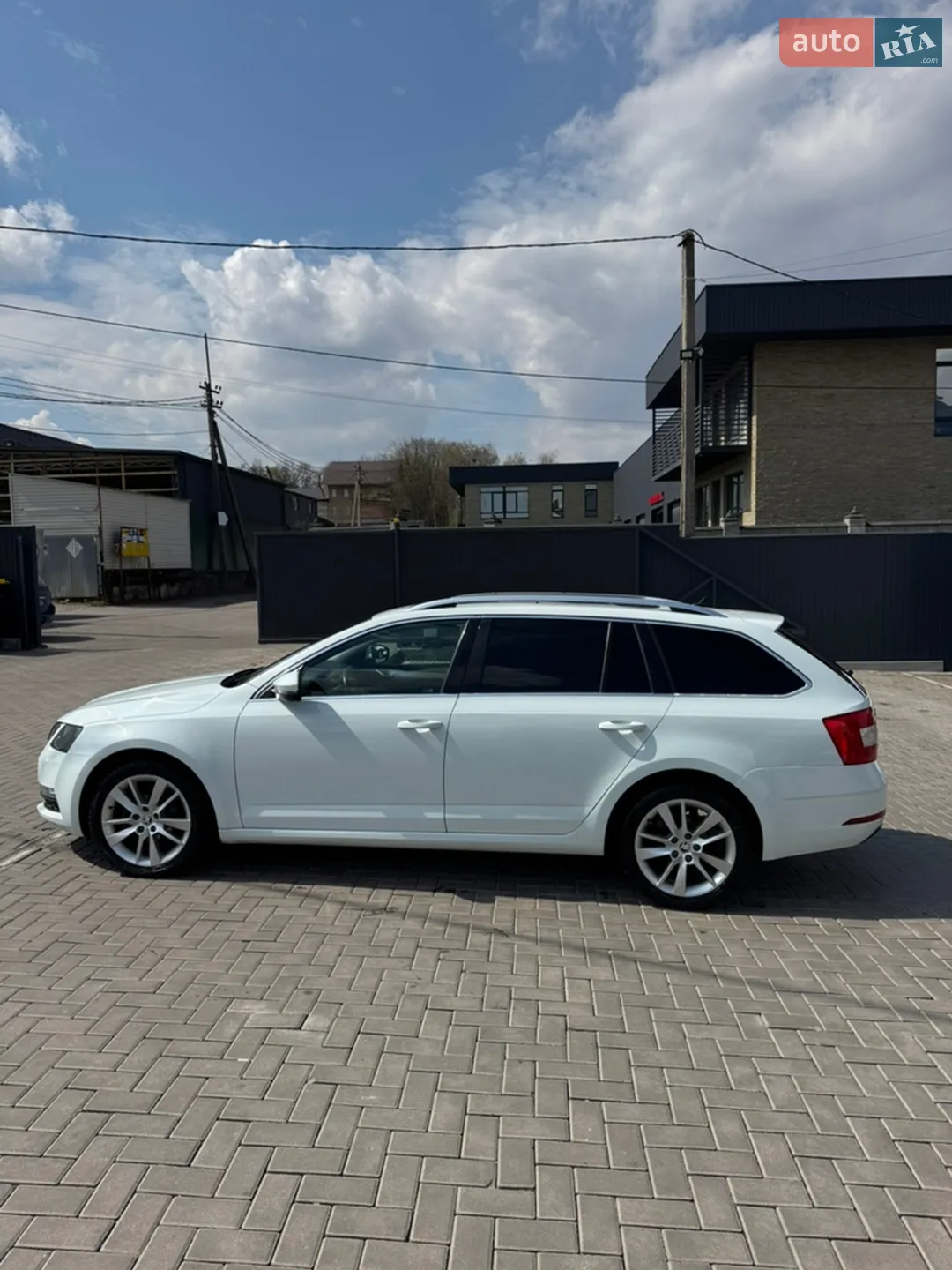 2017 Skoda Octavia - мініатюра 6
