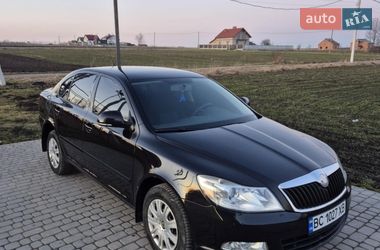 Лифтбек Skoda Octavia 2010 в Городке