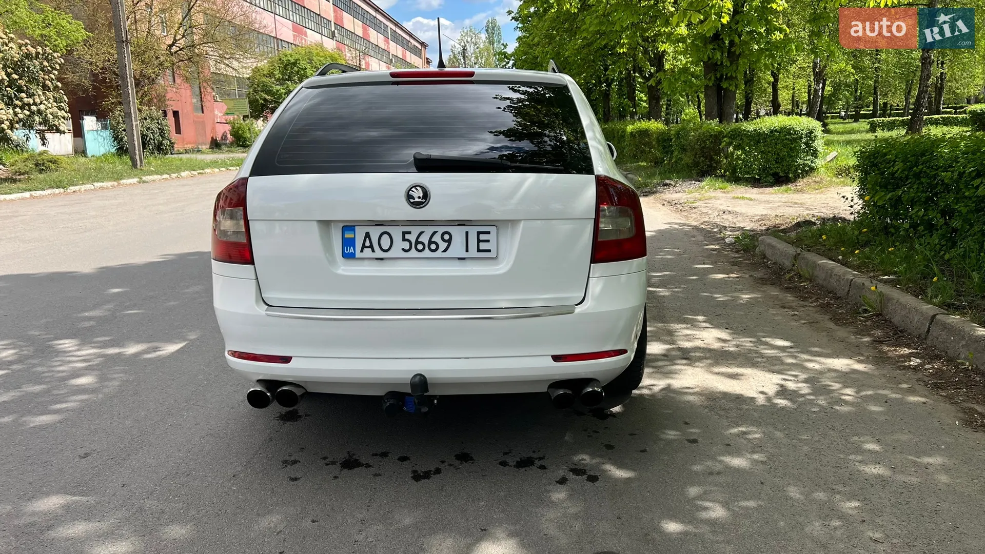 2010 Skoda Octavia - мініатюра 11