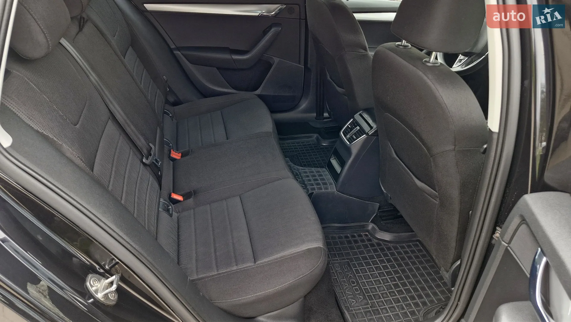 2017 Skoda Octavia - мініатюра 11