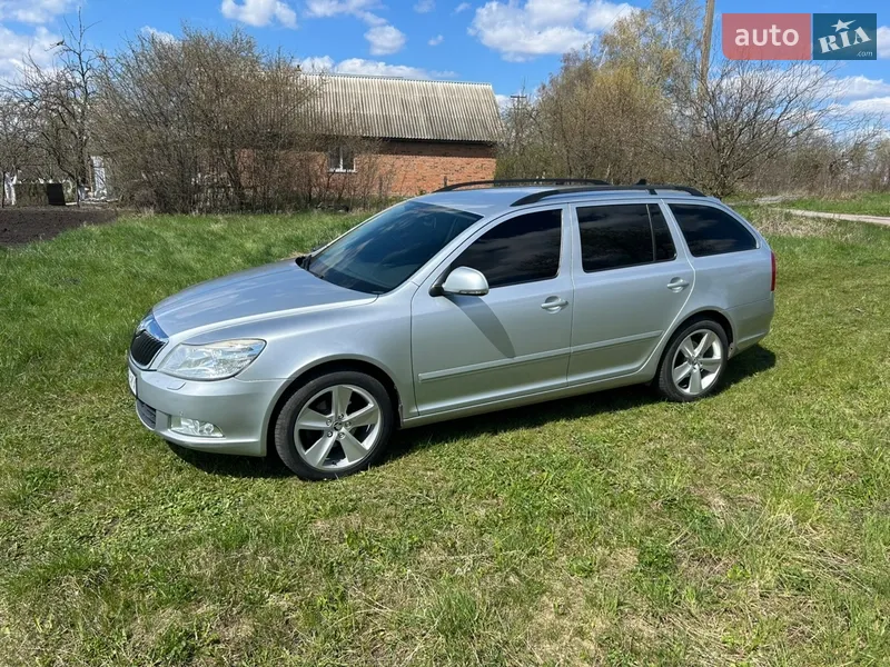 Skoda Octavia 2010 VIN TMBGJ61Z0B8015999 фото оголошення 3 з 63