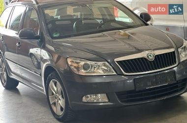 Універсал Skoda Octavia 2010 в Луцьку