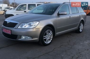 Универсал Skoda Octavia 2010 в Луцке