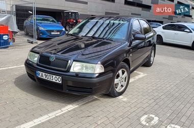 Лифтбек Skoda Octavia 2001 в Киеве