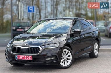 Лифтбек Skoda Octavia 2022 в Луцке