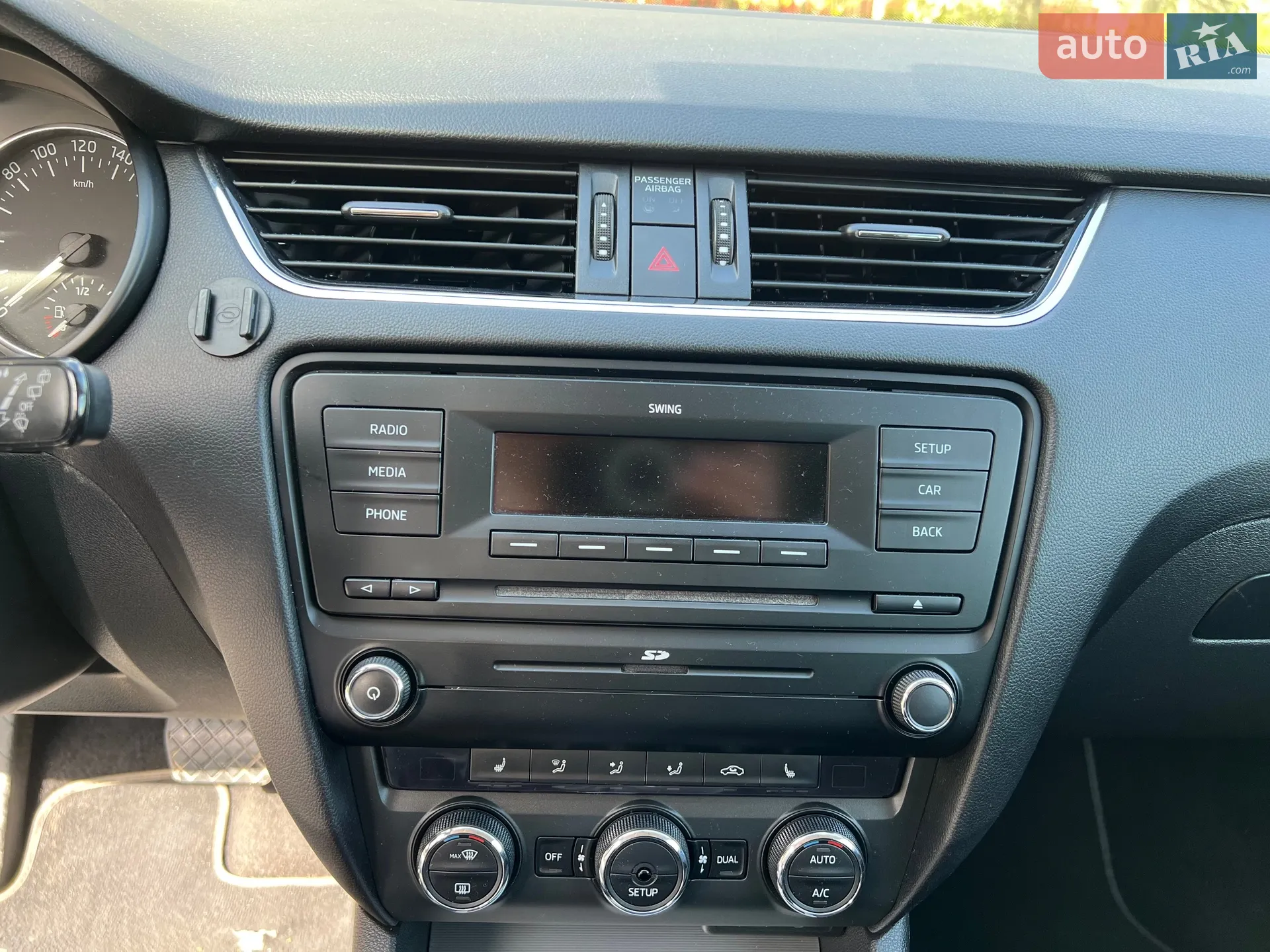 2013 Skoda Octavia - мініатюра 12