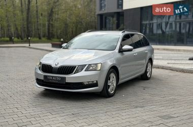 Универсал Skoda Octavia 2020 в Тернополе