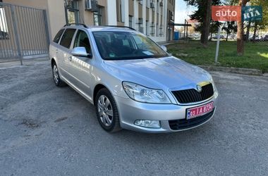 Універсал Skoda Octavia 2010 в Луцьку