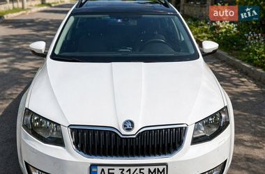 Універсал Skoda Octavia 2014 в Дніпрі