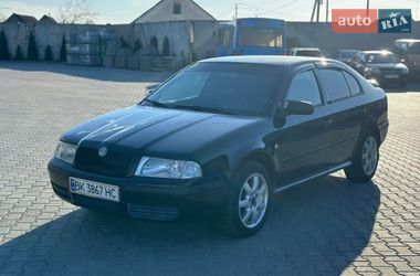 Лифтбек Skoda Octavia 2007 в Сарнах