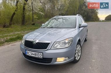 Універсал Skoda Octavia 2010 в Луцьку