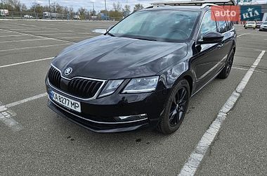 Универсал Skoda Octavia 2020 в Киеве